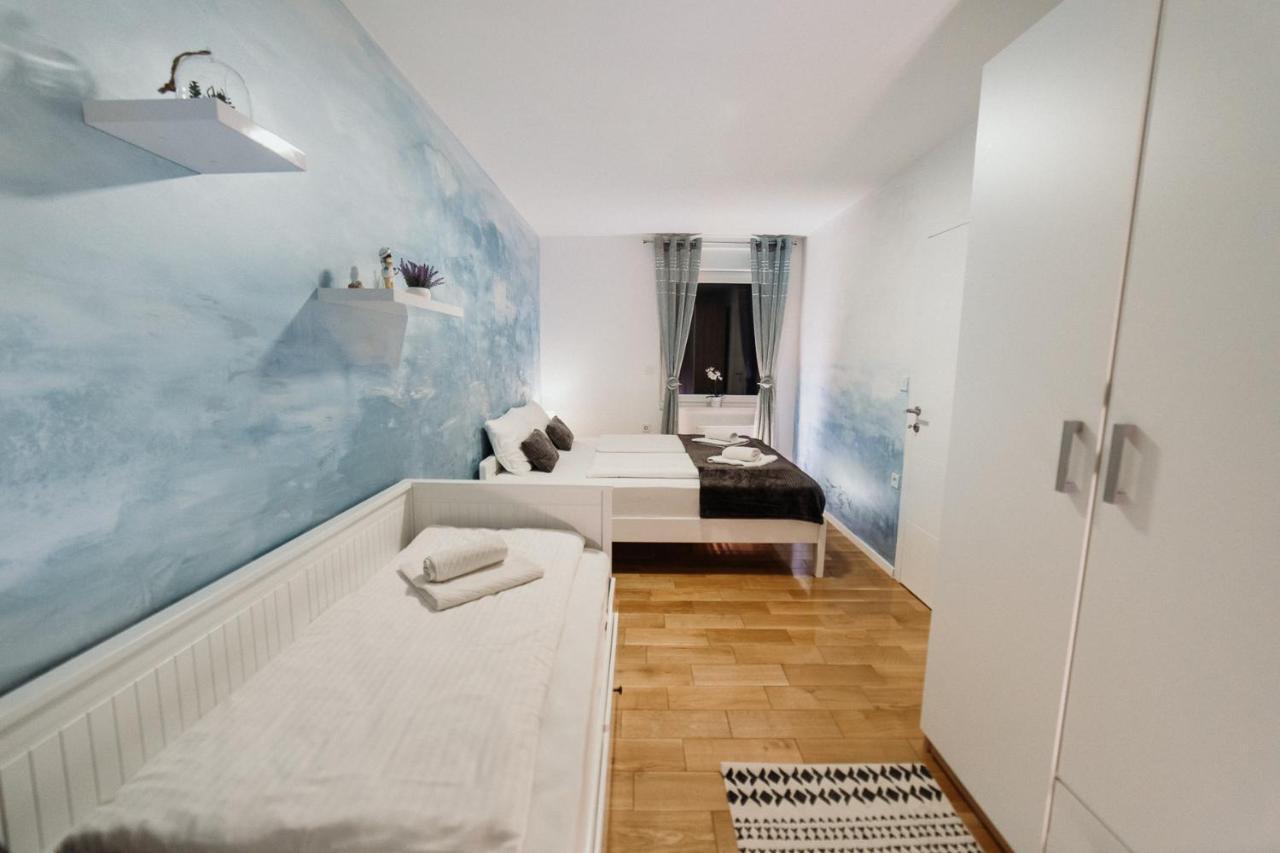 Apartment Eveline Petrcane Exterior photo