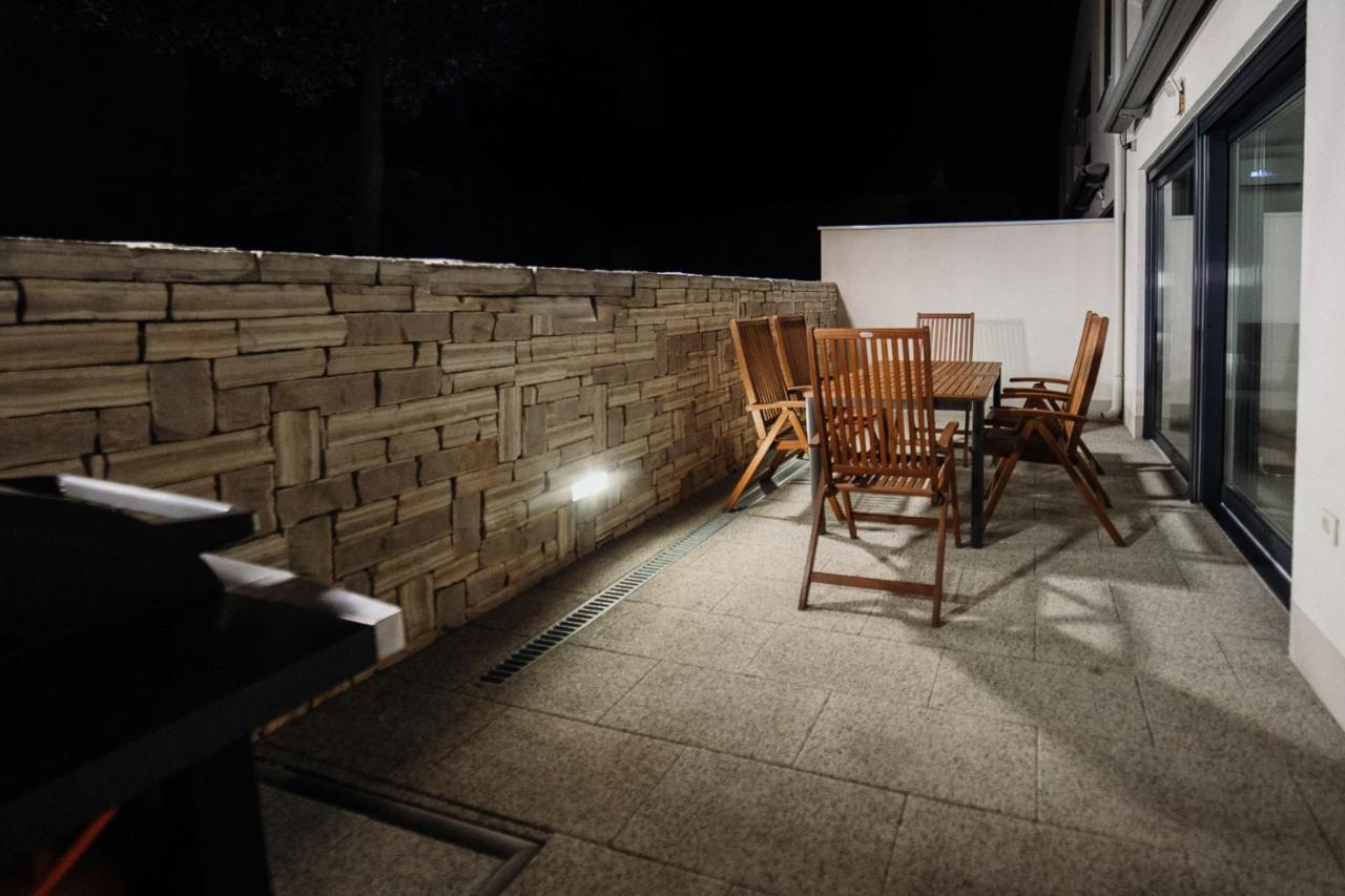 Apartment Eveline Petrcane Exterior photo